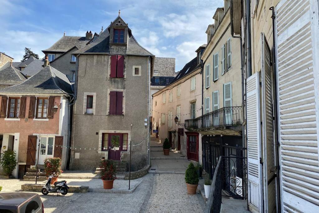 Selenite Apartment Terrasson-Lavilledieu Exterior photo